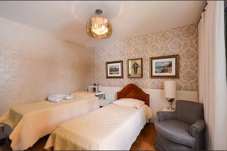 Apartamento à venda com 171m², 4 quartos e 3 vagasSuíte 2