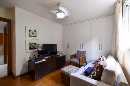 Apartamento à venda com 171m², 4 quartos e 3 vagasSemi Suíte 2