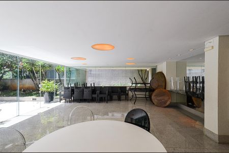 Apartamento à venda com 171m², 4 quartos e 3 vagasÁrea comum - Salão de festas