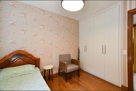 Apartamento à venda com 171m², 4 quartos e 3 vagasSemi Suíte 1