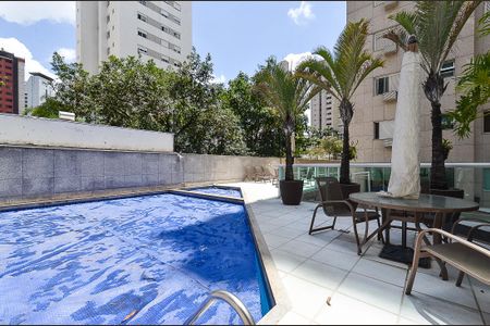 Apartamento à venda com 171m², 4 quartos e 3 vagasÁrea comum - Piscina