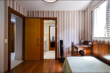 Apartamento à venda com 171m², 4 quartos e 3 vagasSemi Suíte 1