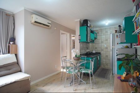 Sala de apartamento à venda com 2 quartos, 48m² em Canudos, Novo Hamburgo