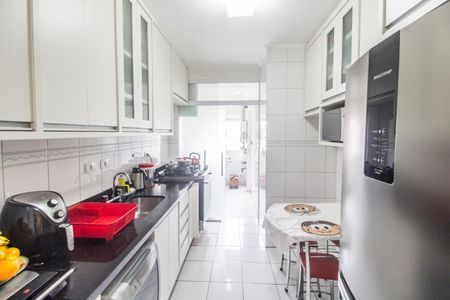 Apartamento à venda com 96m², 3 quartos e 2 vagas Apartamento à venda com 96m², 3 quartos e 2 vagasCozinha