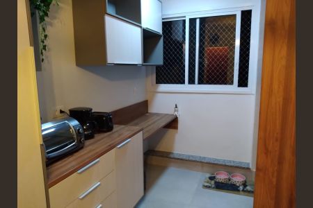 Apartamento à venda com 64m², 2 quartos e 1 vagaCozinha e Área de Serviço
