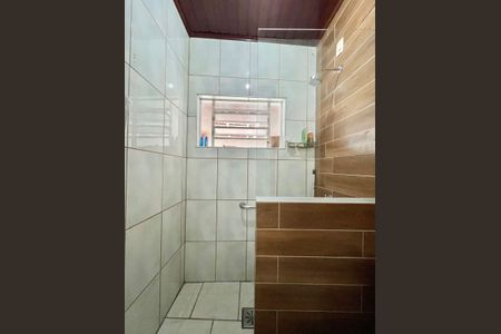 Casa à venda com 180m², 3 quartos e 3 vagasBanheiro