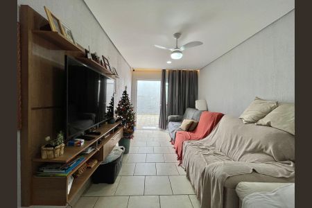 Casa à venda com 180m², 3 quartos e 3 vagasSala