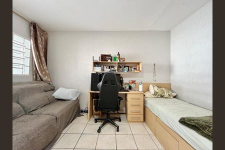 Casa à venda com 180m², 3 quartos e 3 vagasSala 2