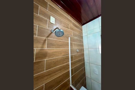 Casa à venda com 180m², 3 quartos e 3 vagasBanheiro