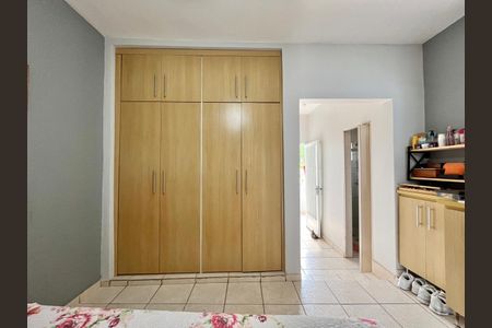 Casa à venda com 180m², 3 quartos e 3 vagasQuarto