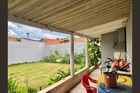 Casa à venda com 180m², 3 quartos e 3 vagasQuintal