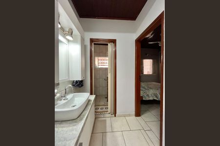 Casa à venda com 180m², 3 quartos e 3 vagasBanheiro