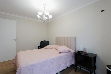 Casa à venda com 167m², 3 quartos e 4 vagasSuíte 1