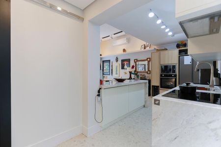 Casa à venda com 167m², 3 quartos e 4 vagasCozinha e área de serviço