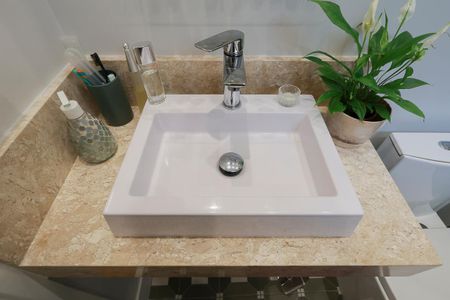 Casa à venda com 167m², 3 quartos e 4 vagasBanheiro da suíte 1