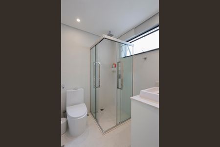 Casa à venda com 167m², 3 quartos e 4 vagasBanheiro da suíte 2