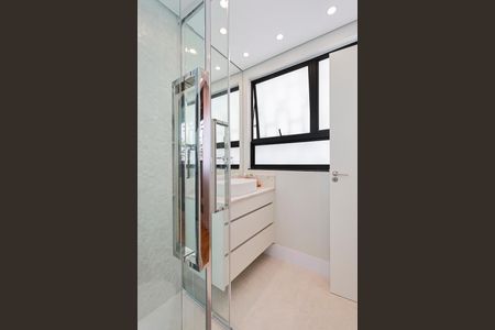 Casa à venda com 167m², 3 quartos e 4 vagasBanheiro da suíte 3