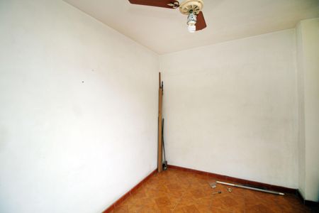 Quarto 1 de apartamento à venda com 2 quartos, 48m² em Olaria, Rio de Janeiro
