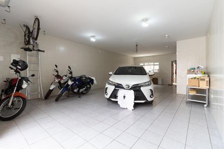 Casa para alugar com 232m², 4 quartos e 4 vagasGaragem 