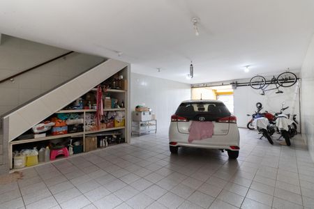 Casa para alugar com 232m², 4 quartos e 4 vagasGaragem 