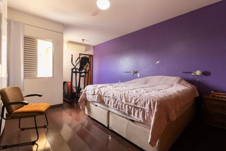 Casa para alugar com 232m², 4 quartos e 4 vagasSuíte 1