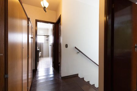 Casa para alugar com 232m², 4 quartos e 4 vagasCorredor