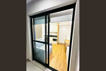 Studio para alugar com 25m², 1 quarto e sem vaga Studio para alugar com 25m², 1 quarto e sem vagaVaranda