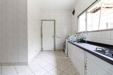 Casa à venda com 240m², 3 quartos e 2 vagasCozinha 