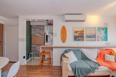 Sala de apartamento para alugar com 3 quartos, 71m² em Sarandi, Porto Alegre