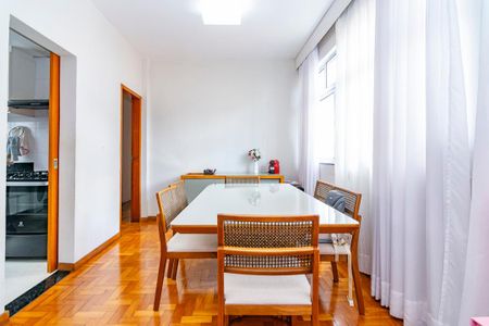Sala de apartamento à venda com 3 quartos, 85m² em Carmo, Belo Horizonte