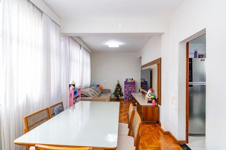 Apartamento à venda com 85m², 3 quartos e 1 vaga Apartamento à venda com 85m², 3 quartos e 1 vagaSala