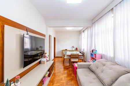 Apartamento à venda com 85m², 3 quartos e 1 vaga Apartamento à venda com 85m², 3 quartos e 1 vagaSala