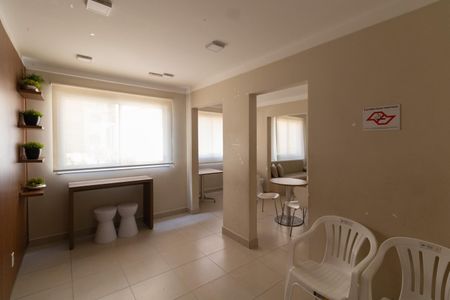Apartamento para alugar com 41m², 2 quartos e sem vaga Apartamento para alugar com 41m², 2 quartos e sem vagaÁrea Comum - Salão de Festas