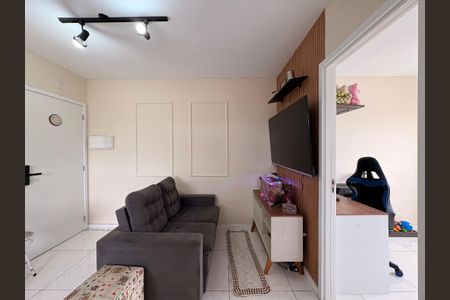 Sala de apartamento para alugar com 2 quartos, 45m² em Vila João Ramalho, Santo André