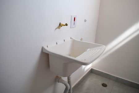 Apartamento para alugar com 61m², 2 quartos e sem vaga