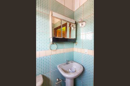 Casa à venda com 270m², 3 quartos e sem vagaBanheiro de Serviço