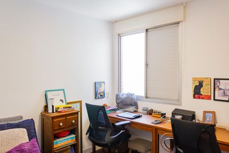 Apartamento para alugar com 90m², 3 quartos e 2 vagasQuarto 3