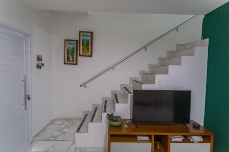 Casa à venda com 150m², 4 quartos e 1 vagaEscada de Acesso ao 2° Andar