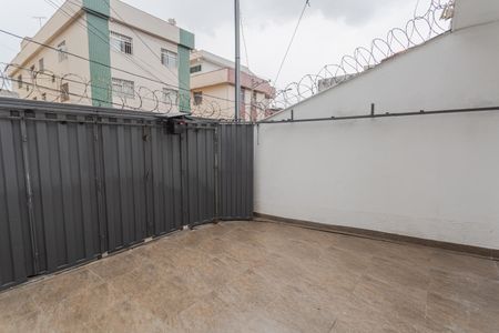 Casa à venda com 150m², 4 quartos e 1 vagaGaragem