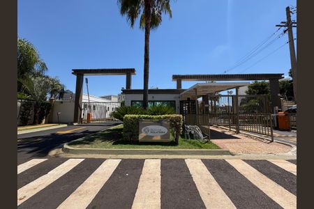 Apartamento para alugar com 42m², 2 quartos e 1 vagaFachada