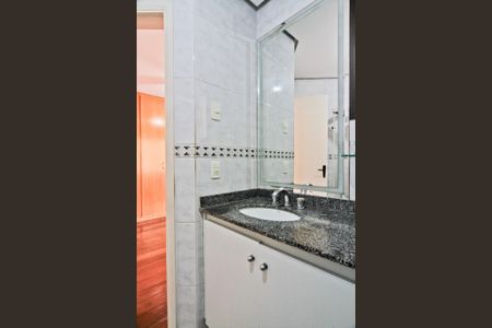 Apartamento à venda com 100m², 3 quartos e 2 vagasBanheiro da Suíte 1