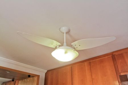 Apartamento à venda com 100m², 3 quartos e 2 vagasQuarto