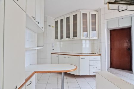 Apartamento à venda com 100m², 3 quartos e 2 vagasCozinha