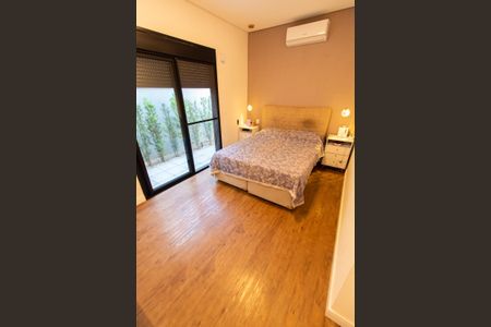 Casa de condomínio à venda com 253m², 3 quartos e 4 vagasSUITE 3