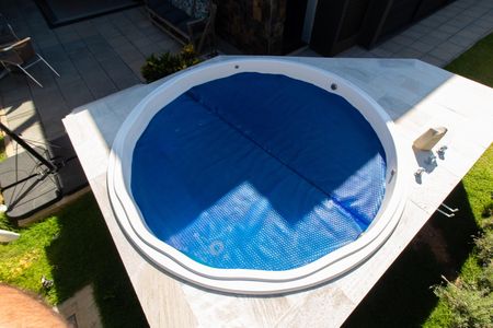 Casa de condomínio à venda com 253m², 3 quartos e 4 vagasÁREA EXTERNA FUNDOS