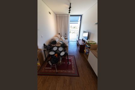 Casa de condomínio à venda com 253m², 3 quartos e 4 vagasSALA PISO SUPERIOR