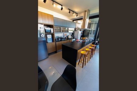 Casa de condomínio à venda com 253m², 3 quartos e 4 vagasCOZINHA