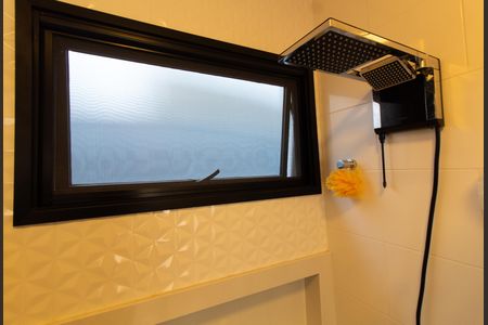 Casa de condomínio à venda com 253m², 3 quartos e 4 vagasBANHEIRO SUITE 1