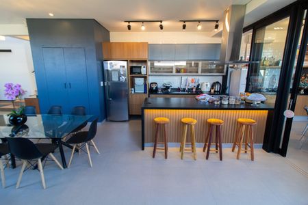 Casa de condomínio à venda com 253m², 3 quartos e 4 vagasCOZINHA