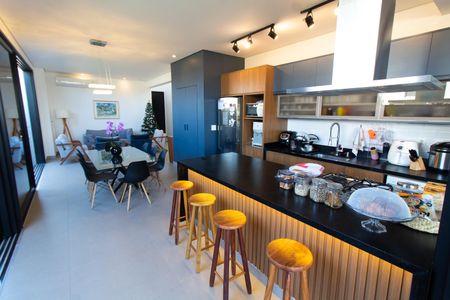 Casa de condomínio à venda com 253m², 3 quartos e 4 vagasCOZINHA